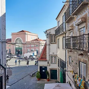 Charming In Alfama Lisbon